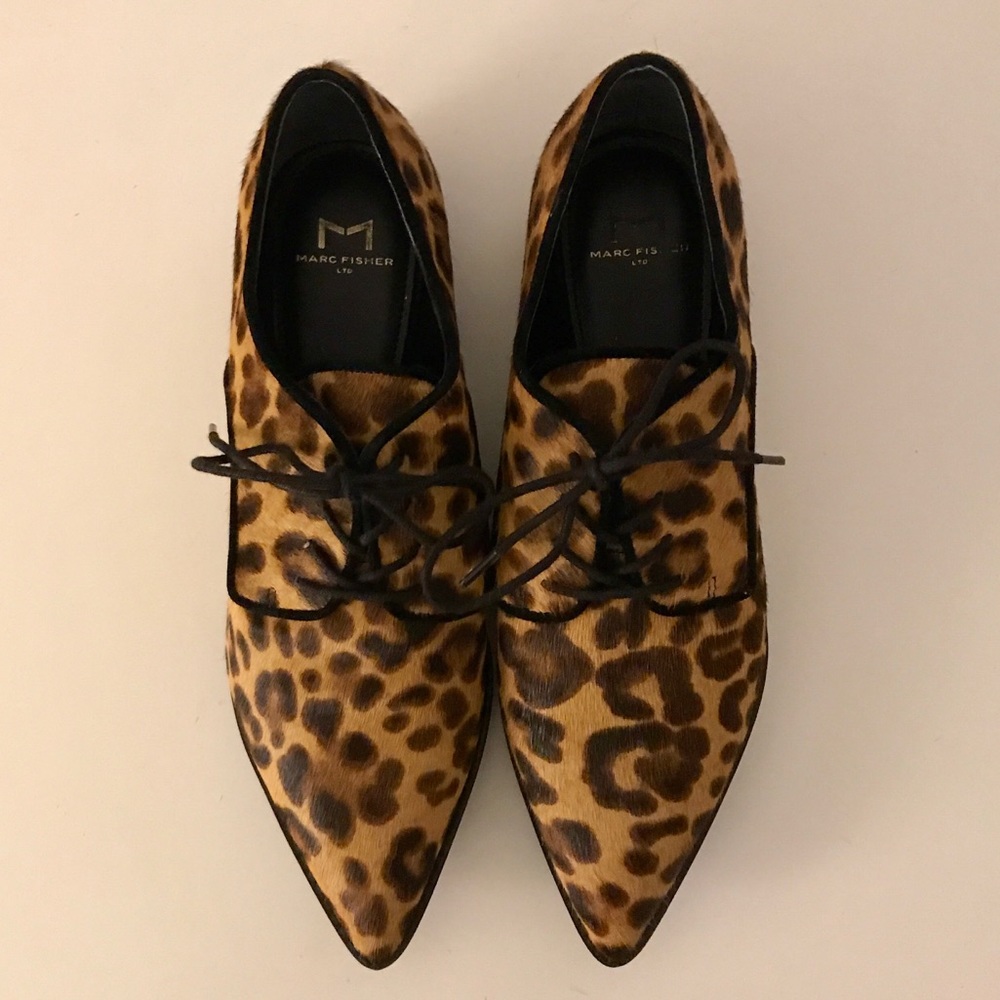 Marc Fisher Finna Pointy Oxfords Size 9